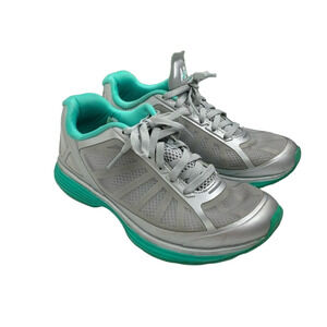 APL Windchill Sneaker Size 8